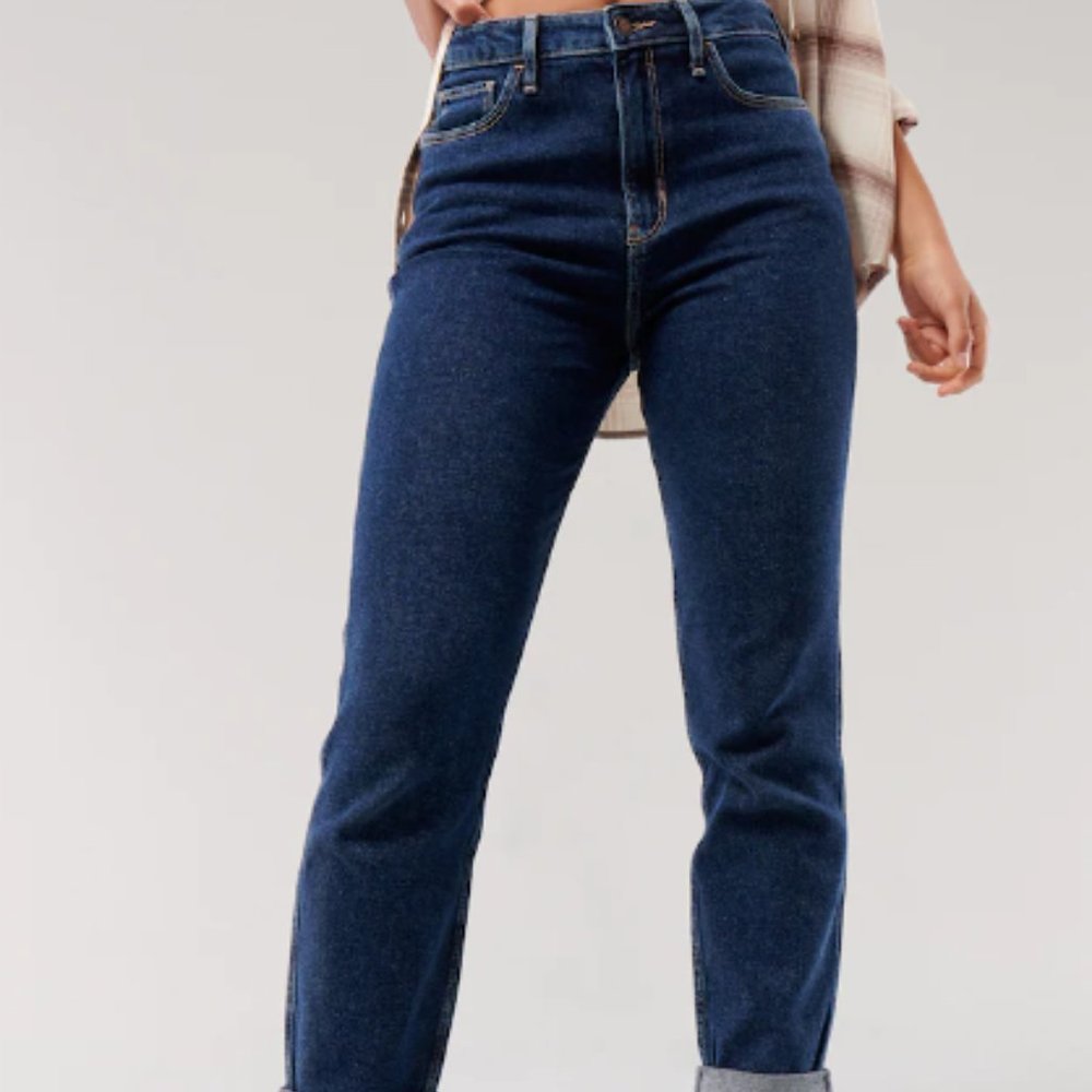 ULTRA HIGH-RISE DARK WASH MOM JEANS